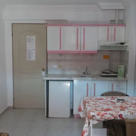 Family Apart Aparthotel 2*