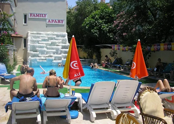 Family מרמריס
