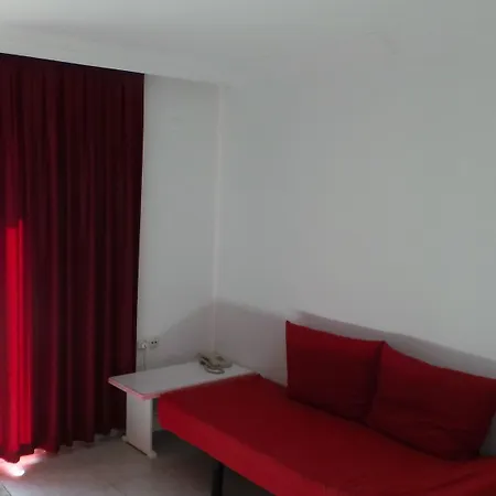Aparthotel Family