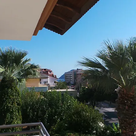 Family Apart Aparthotel 3*