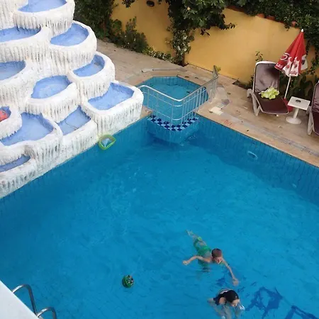 Apart-hotel Family 2*